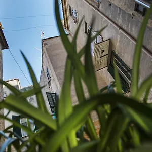 2* Bed & Breakfast Obelus