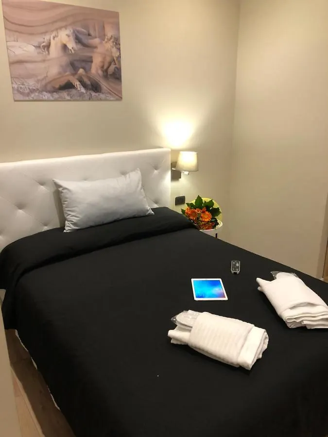 Bed and Breakfast Trevi Portrait Рим 2*,  Италия